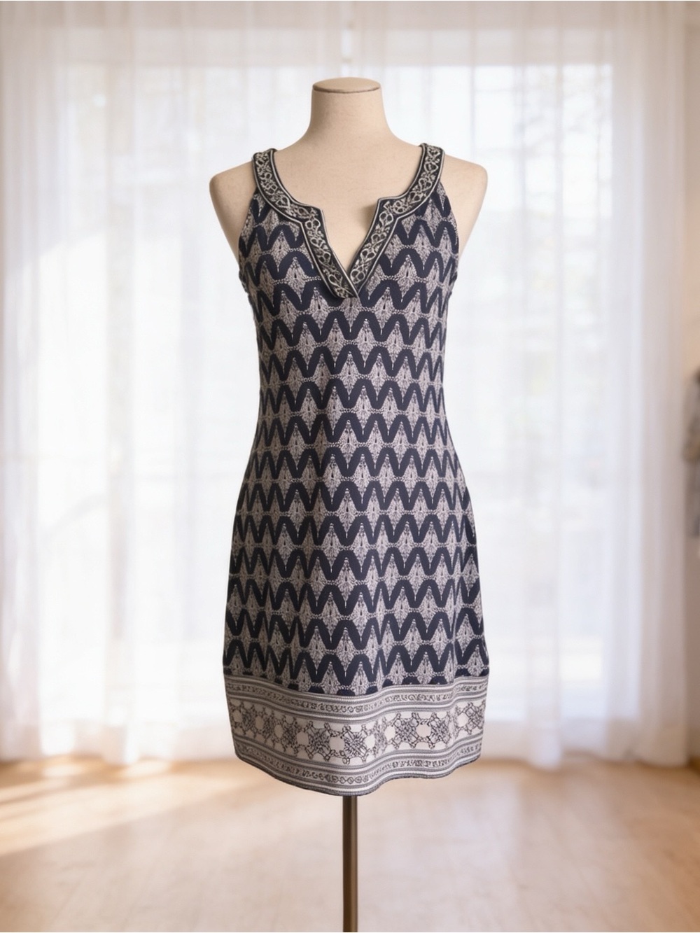 NWT Magnolia‎ Grace Stitch Fix Alhambra Embroidered Trim Knit Dress Blue Small